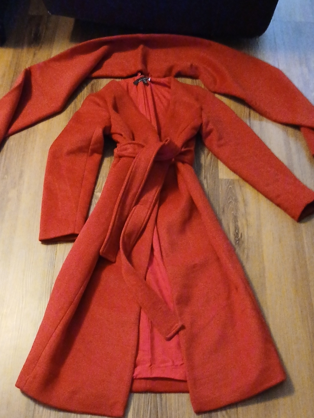 NWOT WHITE HOUSE BLACK MARKET BELTED TRENCH W/DETACHABLE SCARF